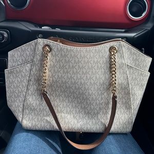 Michael Kors purse